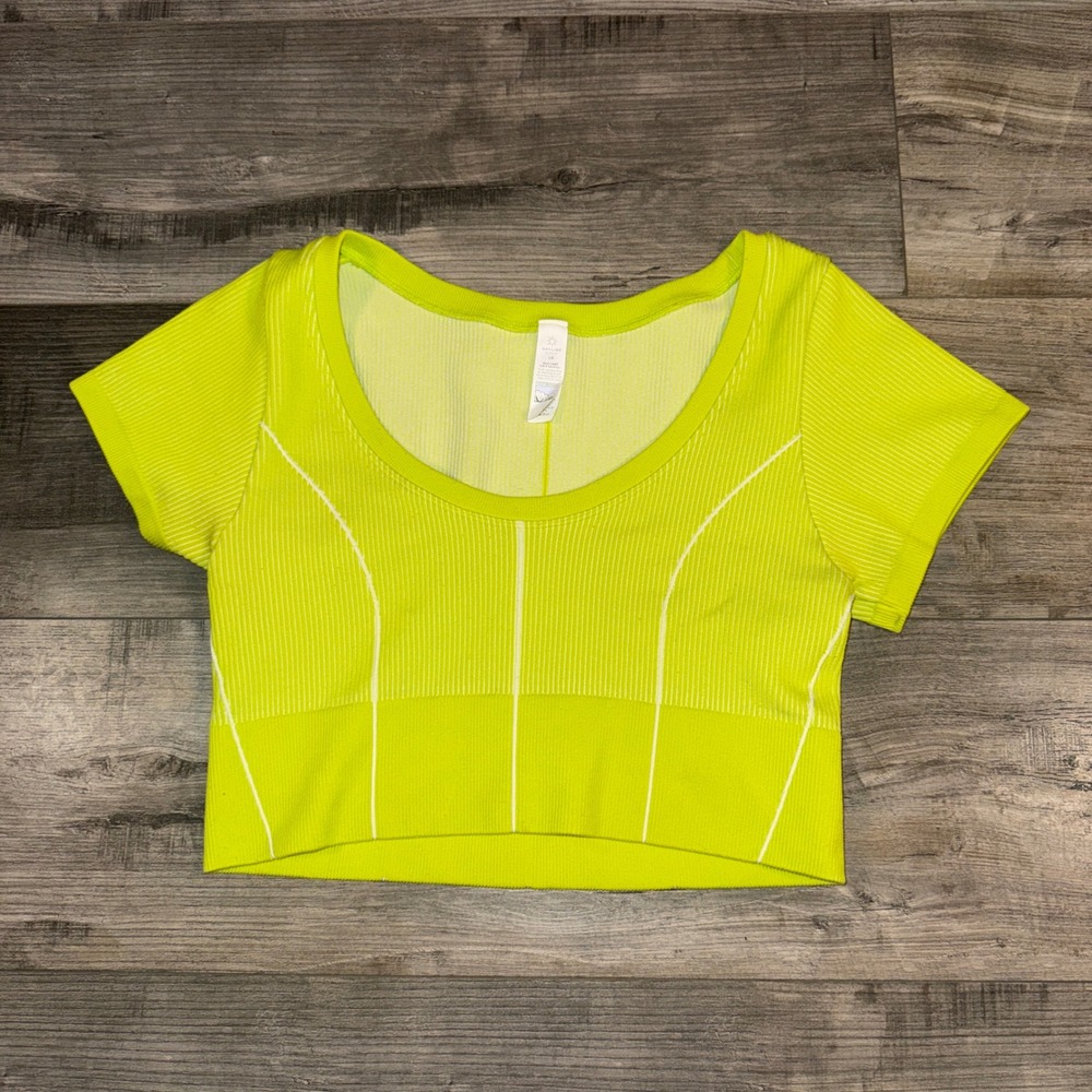Offline By Aerie‎ Neon Ribbed Seamless Crop Workout Top Short Sleeve L